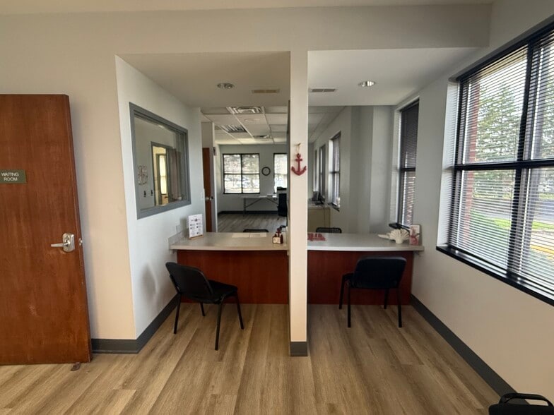 More Photos Of 4661 Sawmill Rd, Upper Arlington Medical For Lease