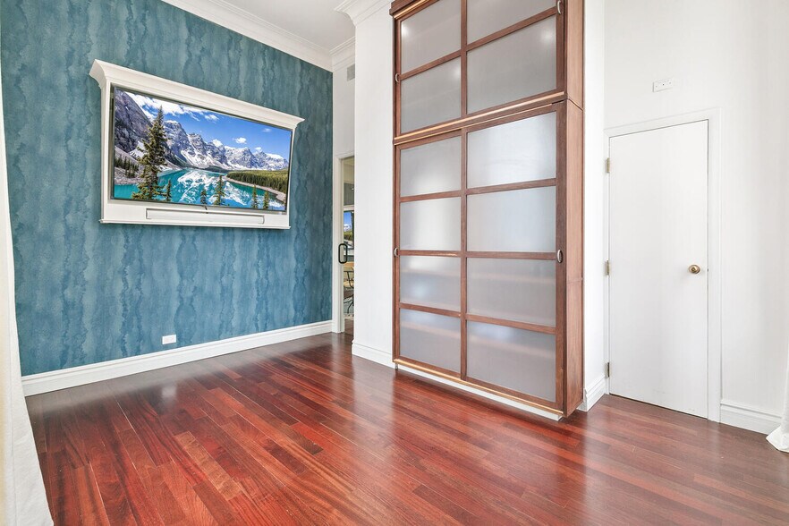 More Photos Of 1601 Arapahoe St, Denver Office For Sale