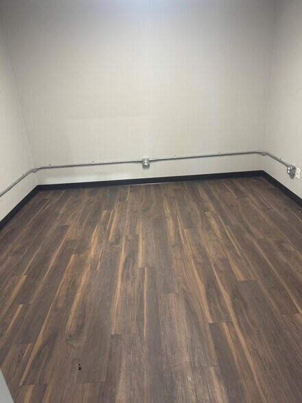 More Photos Of 3609 River Rd, Johns Island Flex For Lease