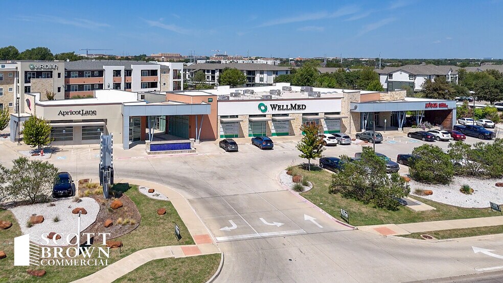 Primary Photo Of 500 Fort Worth Dr, Denton Storefront Retail Office For Lease