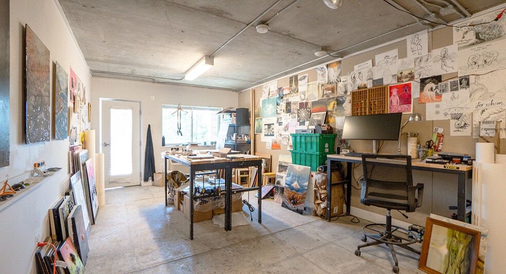 More Photos Of 1800 Montana Ave NE, Washington Flex For Sale