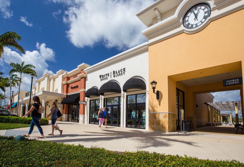 More Photos Of 14851 W Lyons Rd, Delray Beach Storefront For Lease