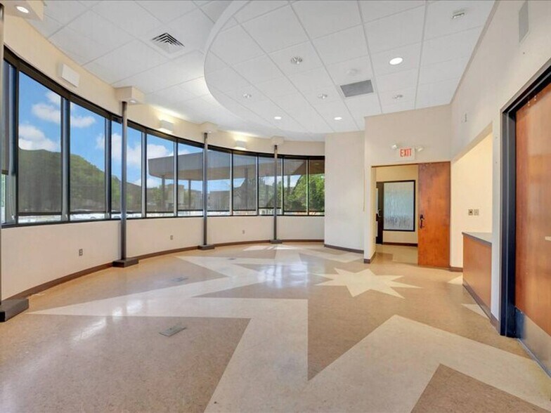 More Photos Of 1225 N Mound St, Nacogdoches Skilled Nursing Facility For Lease