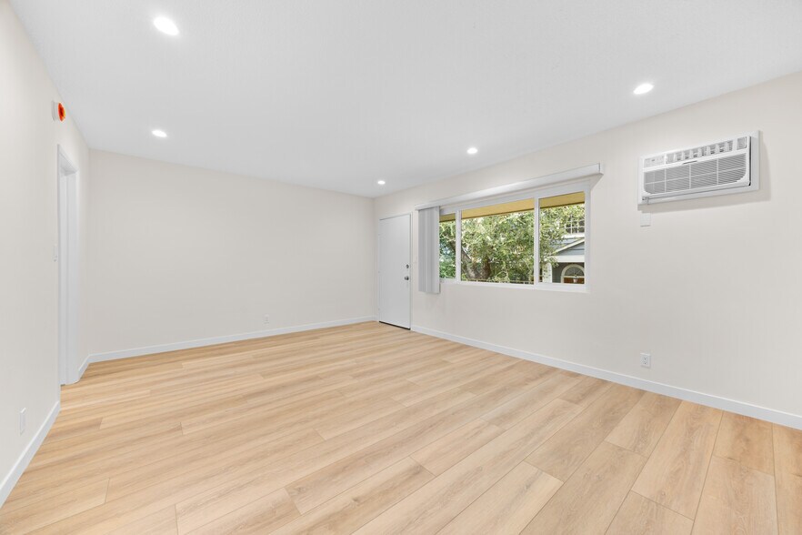 More Photos Of 4345 Ventura Canyon Ave, Sherman Oaks Apartments For Sale