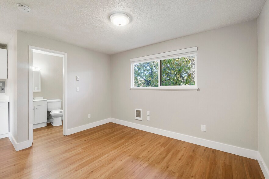 More Photos Of 510 Lilly Rd SE, Olympia Apartments For Sale