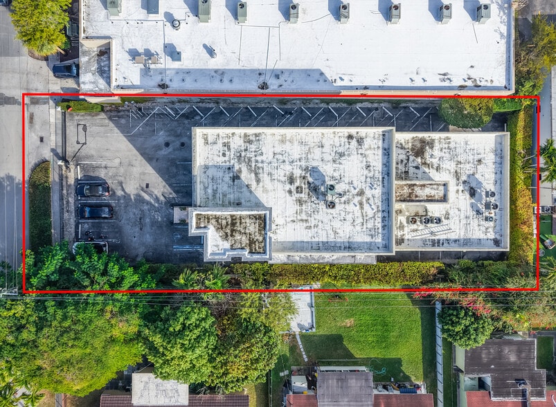 More Photos Of 4075 SW 83rd Ave, Miami Office For Sale