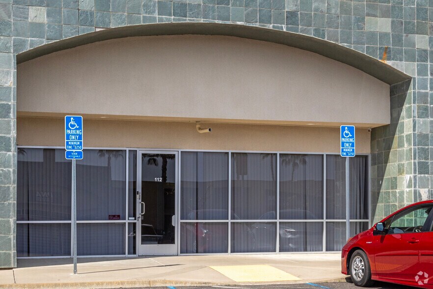 More Photos Of 7275 N 1st Ave, Fresno Office For Lease