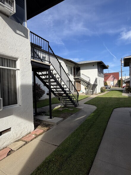 More Photos Of 20 W Grand Ave, Alhambra Apartments For Sale