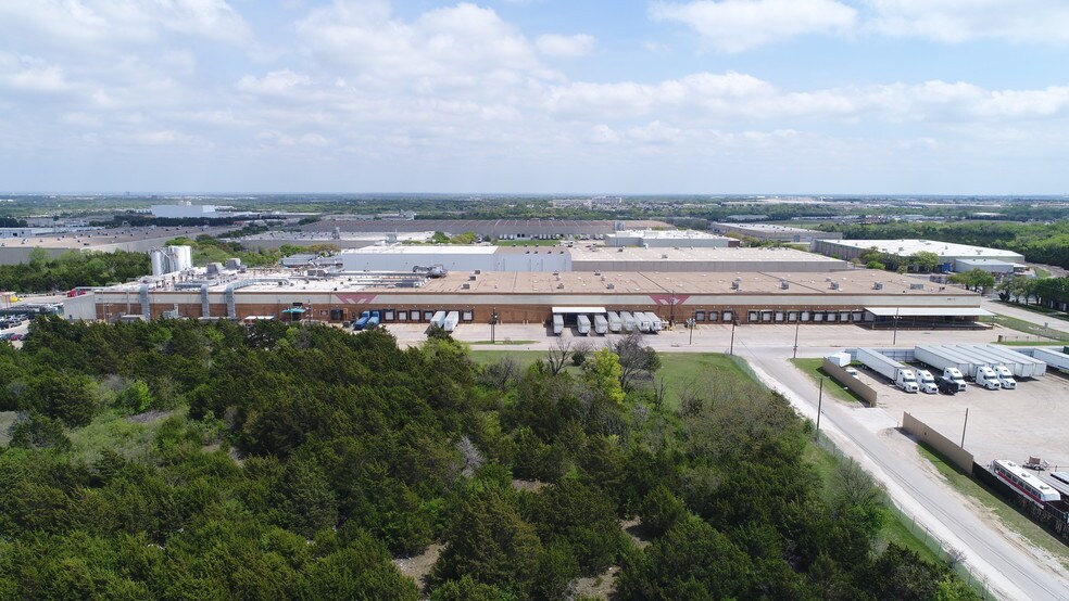 More Photos Of 3638-4000 Dan Morton Dr, Dallas Food Processing For Lease