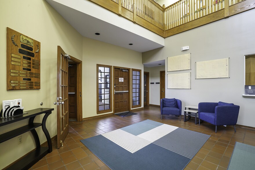 More Photos Of 1734 Kingsley Ave, Orange Park Office For Lease