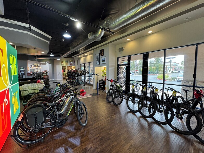 More Photos Of 7610 Folsom Auburn Rd, Folsom Freestanding For Sale