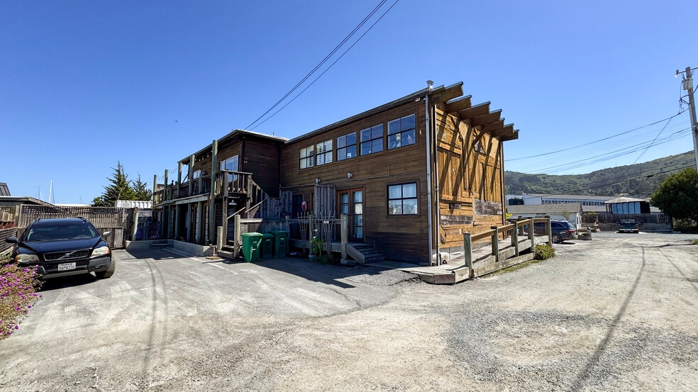 More Photos Of 40 Varda Landing Rd, Sausalito Apartments For Sale