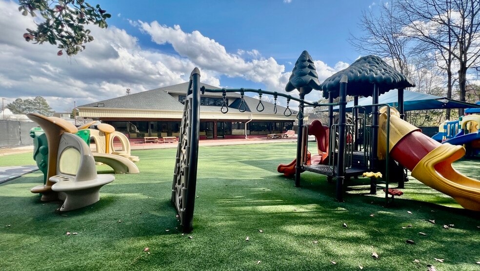 More Photos Of 205 Market Pl, Roswell Schools For Sale