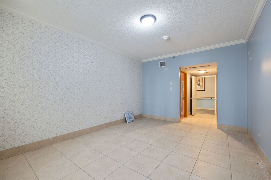 More Photos Of 151 SW 1st St, Dania Beach Assisted Living For Lease