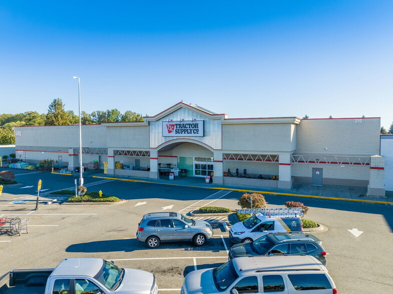 Primary Photo Of 310 E College Way, Mount Vernon Supermarket For Lease