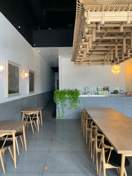 More Photos Of 2000 Sawtelle Blvd, Los Angeles General Retail For Sale