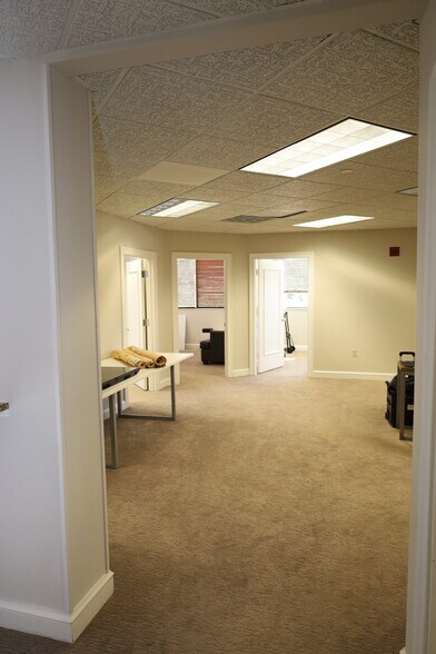 More Photos Of 1615 Forum Pl, West Palm Beach Office For Sale