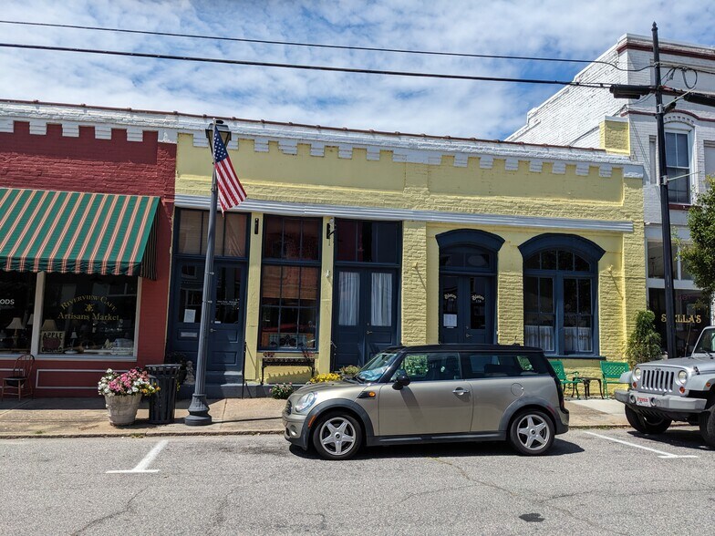 More Photos Of 116 E Water St, Plymouth Restaurant For Sale