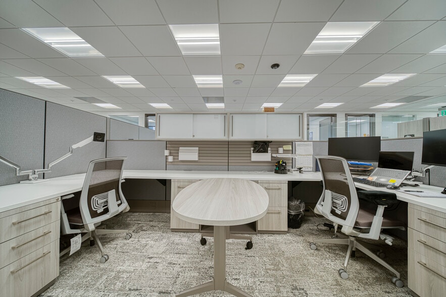 More Photos Of 1200 Brickell Ave, Miami Office For Lease