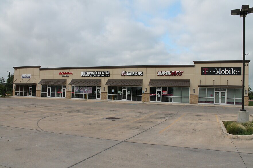 More Photos Of 1431 Palo Alto Rd, San Antonio Unknown For Lease