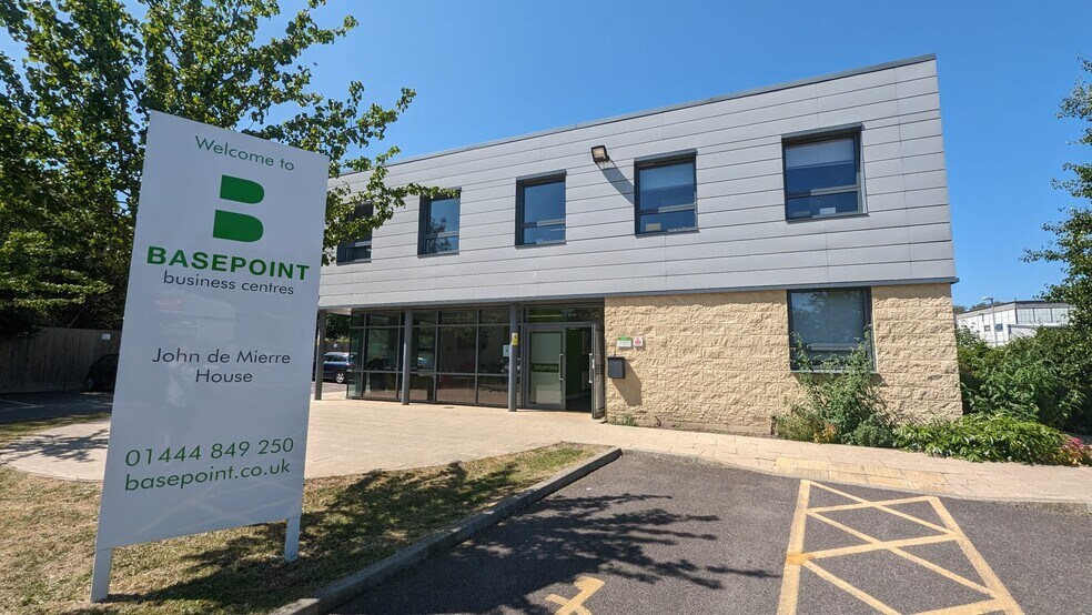 Primary Photo Of 20 Bridge Rd, Haywards Heath Coworking Space