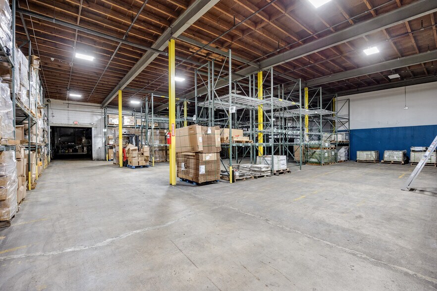 More Photos Of 301 N 4th St, Vineland Warehouse For Lease