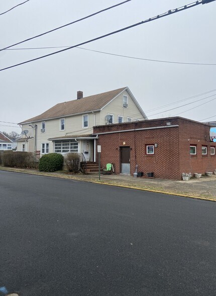 More Photos Of 367 Washington Rd, Sayreville Restaurant For Lease