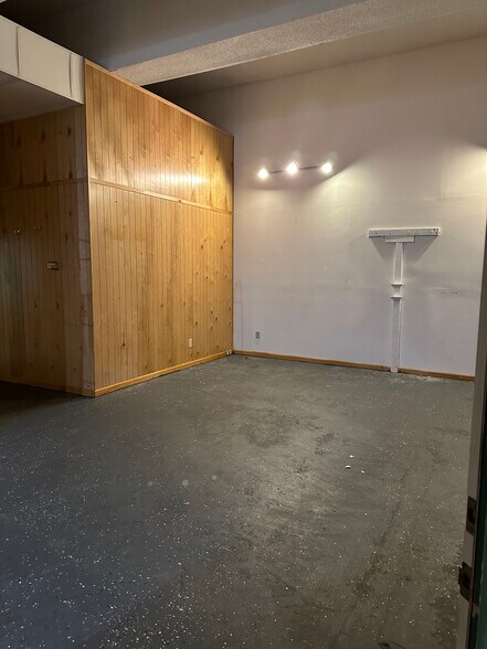 More Photos Of 1 Buffalo Ave, Concord Loft Creative Space For Lease