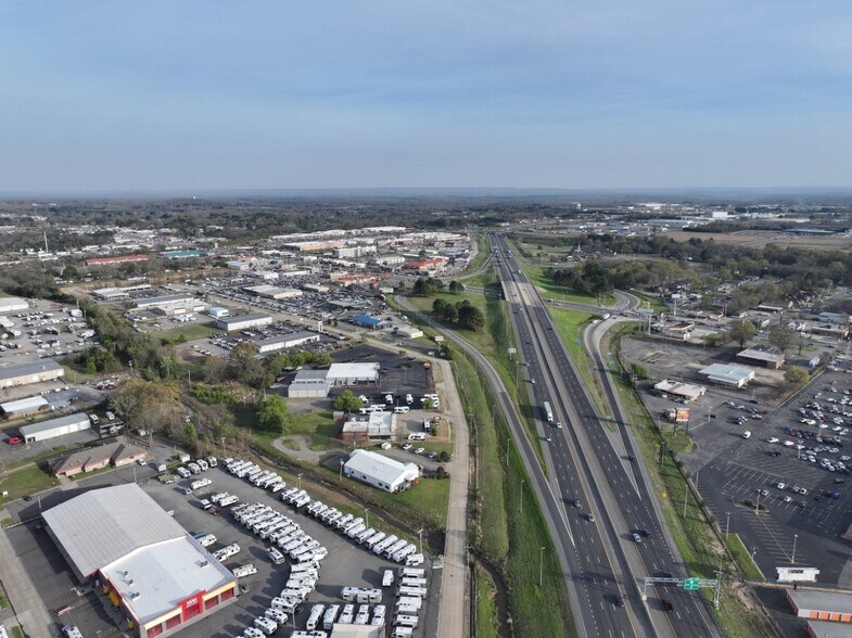 More Photos Of 1180 Collier Dr, Conway Office For Sale