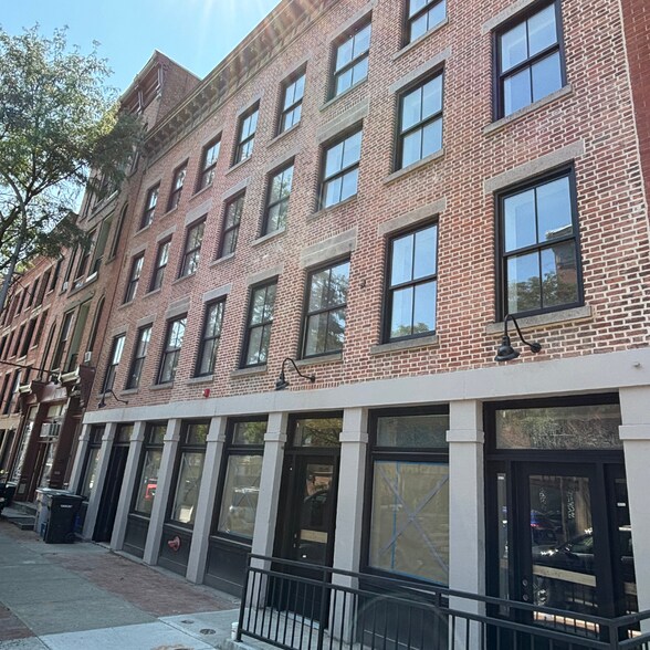 More Photos Of 171 River St, Troy Office For Lease
