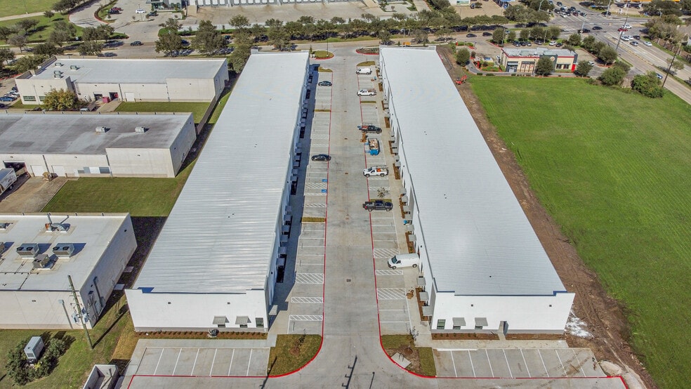 More Photos Of 12425 W Airport Blvd, Sugar Land Light Distribution For Lease