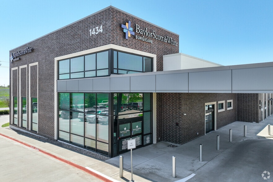 More Photos Of 1434 W Highway 287 Byp, Waxahachie Medical For Lease