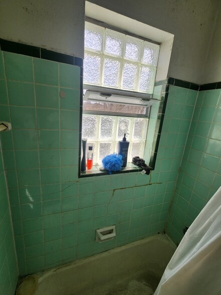 More Photos Of 1725 Hastings Ave, Cincinnati Apartments For Sale