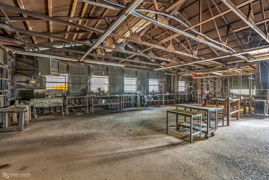 More Photos Of 1326 East St, Minden Industrial For Sale