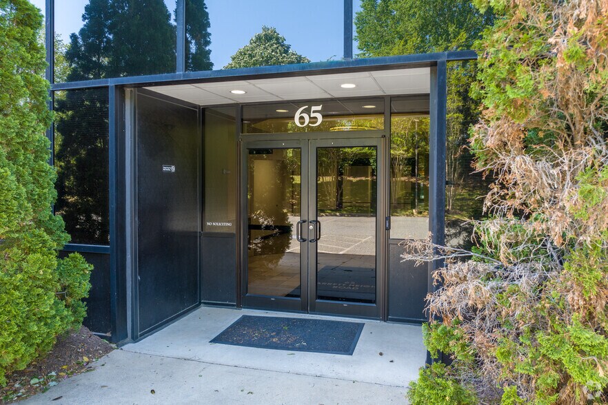 More Photos Of 65 Barrett Heights Rd, Stafford Office For Lease