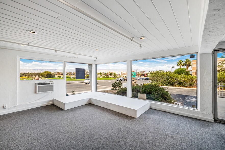 More Photos Of 4775-4779 E Ramon Rd, Palm Springs Warehouse For Sale