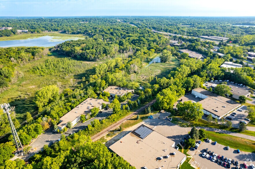 More Photos Of 5852-5870 Baker Rd, Minnetonka Unknown For Lease