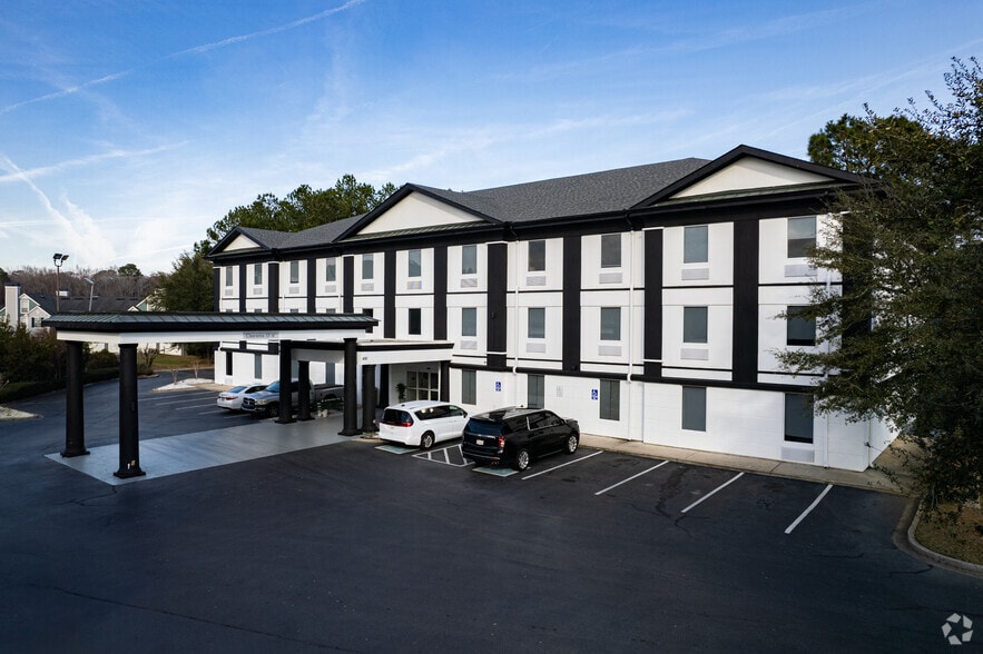 More Photos Of 480 Al Henderson Blvd, Savannah Hotel For Sale
