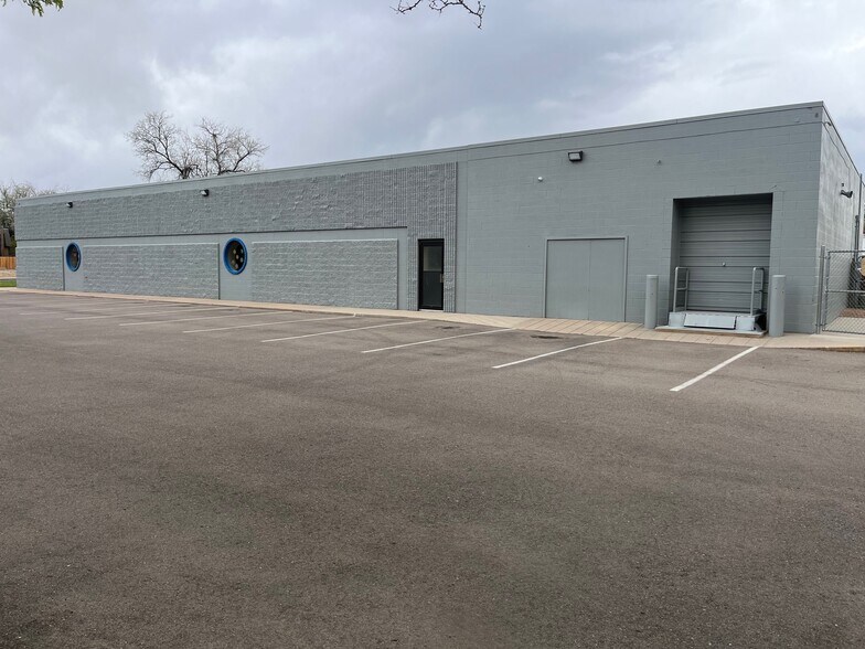 More Photos Of 2651 W 11th Street Rd, Greeley Light Distribution For Lease