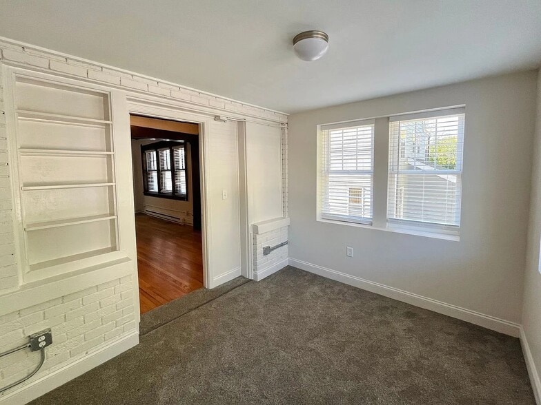 More Photos Of 604 Holly Ave, Saint Paul Apartments For Sale