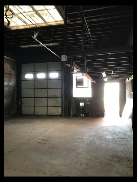 More Photos Of 3533 Vernon Blvd, Long Island City Warehouse For Lease