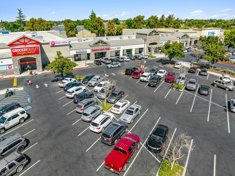 More Photos Of 1611 E Hatch Rd, Ceres Storefront For Sale