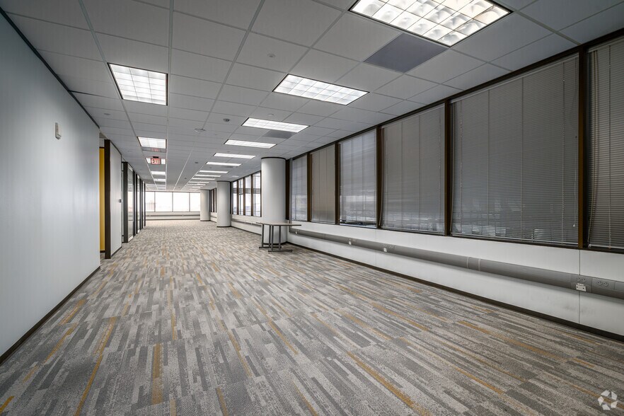 Photo of 8th Floor Ste 810N