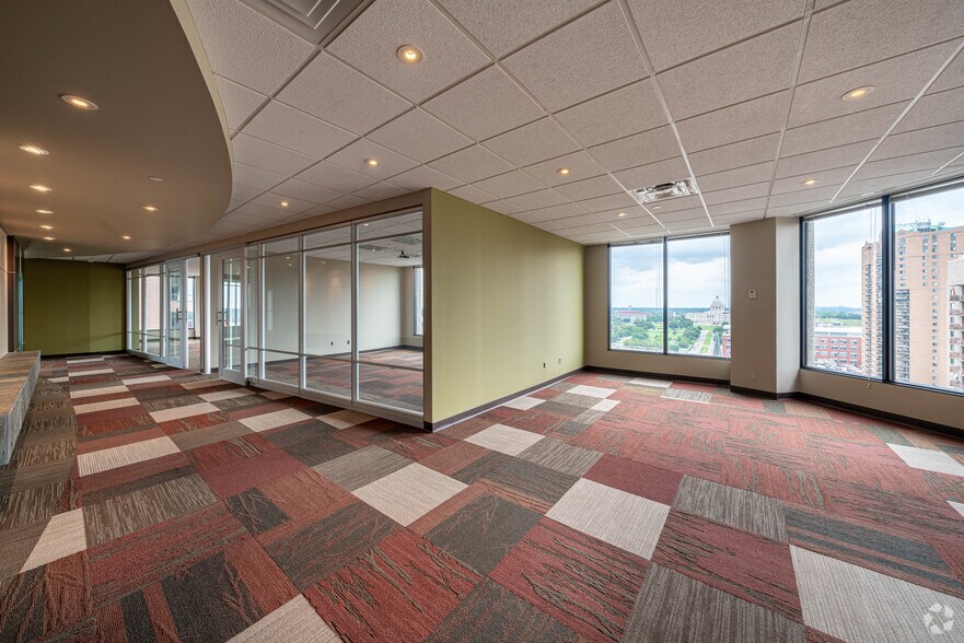 Photo of 19th Floor Ste 1900