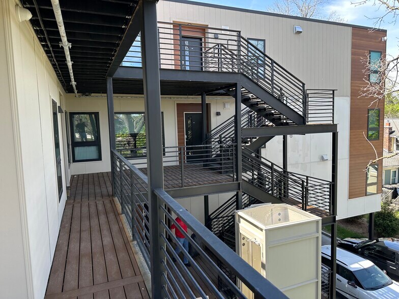 More Photos Of 911 South Main Street, Ann Arbor Apartments For Sale