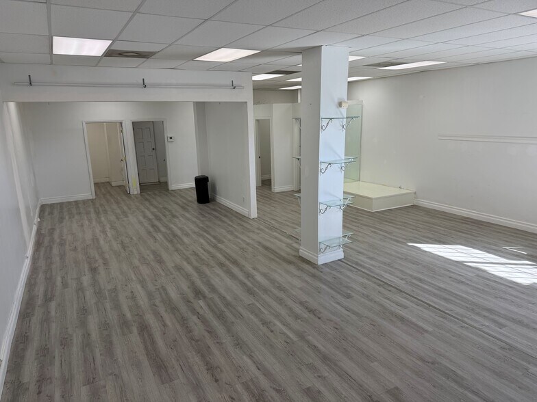 More Photos Of 121 S Brand Blvd, San Fernando Storefront Retail Office For Lease