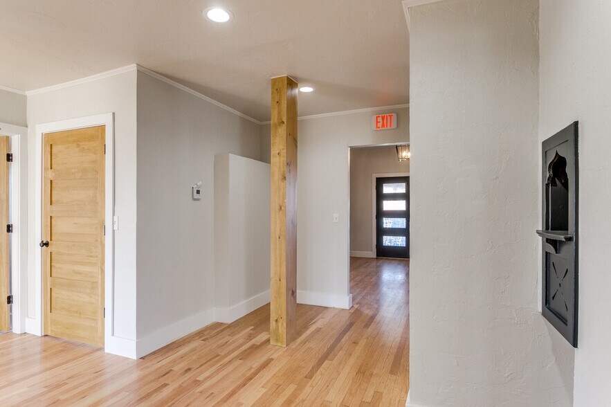 More Photos Of 608 E Eubanks St, Oklahoma City Office For Sale