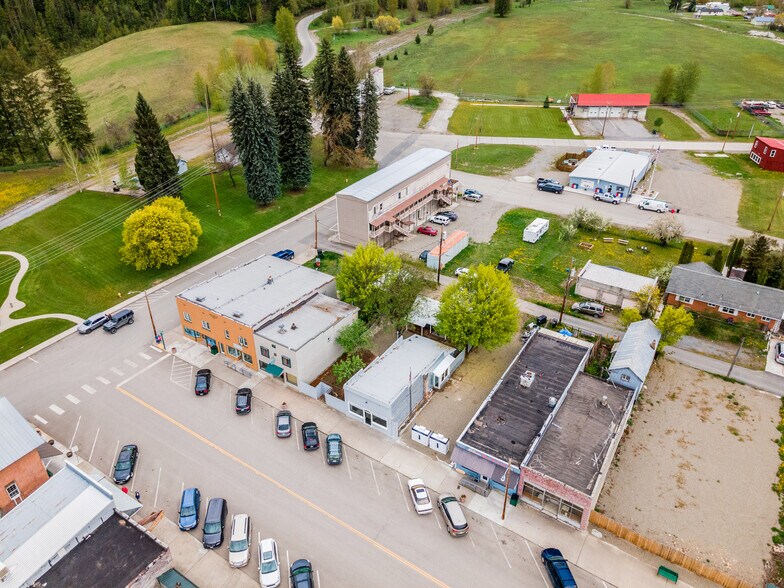 More Photos Of 218 5th Ave, Metaline Falls Storefront Retail Residential For Sale