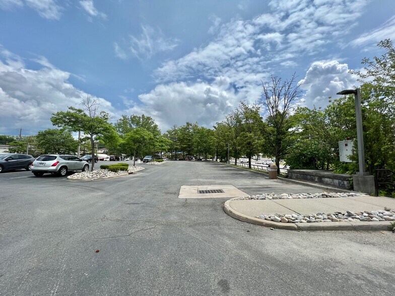 More Photos Of 331 Saw Mill River Rd, Elmsford Land For Lease