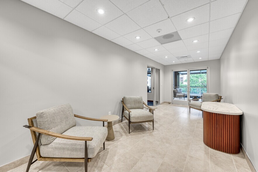 More Photos Of 151 Meeting St, Charleston Office Residential For Lease